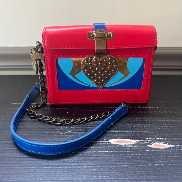 Other - Disney Descendants "Good & EVIE" Crossbody Heart Evil Queen Studded Purse Magic